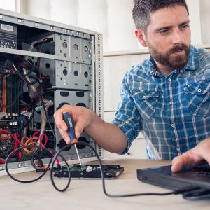 Réparation informatique à domicile Vous avez un souci avec votre PC ou avec un appareil high-tech ? Vous venez d’acheter un objet numérique et vous avez besoin d’installer ?