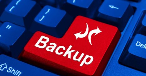 Les données informatiques professionnelles sont tout particulièrement exposées aux risques de malveillances et de sinistres : virus, vol, dégradation, incendies, inondations, pannes.